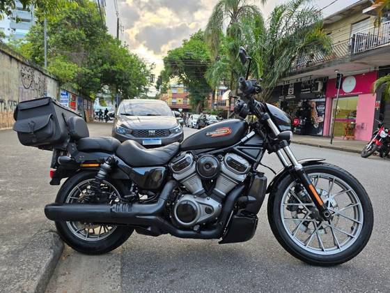 HARLEY-DAVIDSON NIGHTSTER SPECIAL 